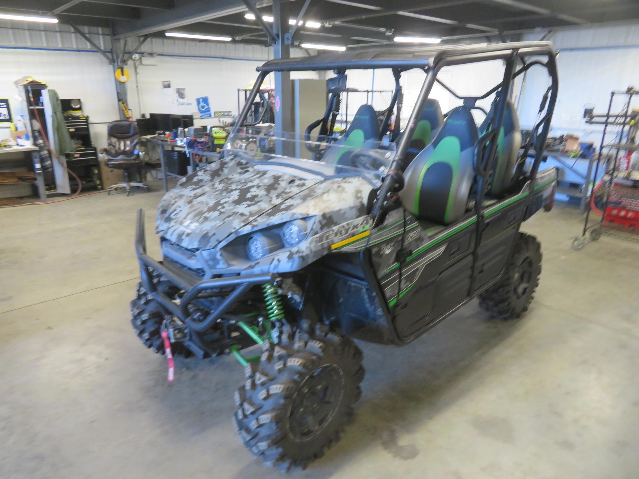 EB815 2018 18 Kawasaki Teryx 4Le